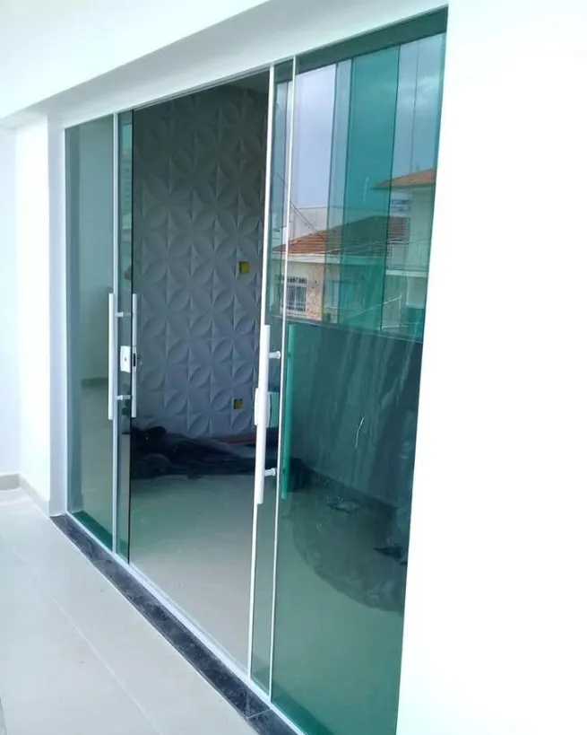 Portas de vidro em Holambra - aplicação sob medida para portas de vidro